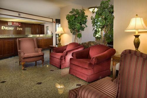 Drury Inn & Suites Kansas City Shawnee Mission Merriam Interior photo
